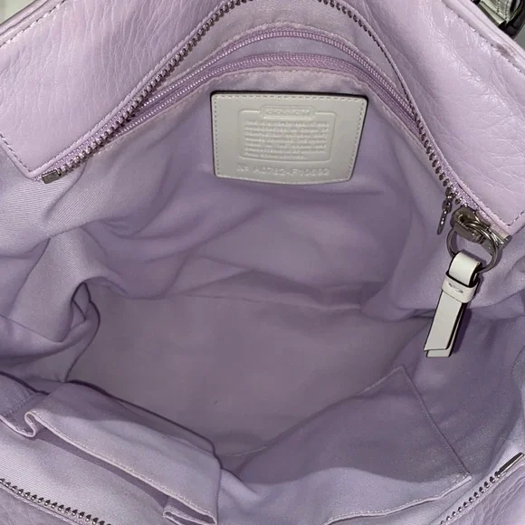 Coach F10692 Lavender and White Tote Bag - Picture 2 of 10